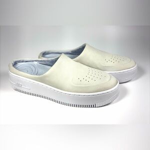 Nike Off Court Mule Slides Womens 8.5 A01523-100 LT.
Bone Air Force 1 Style New!